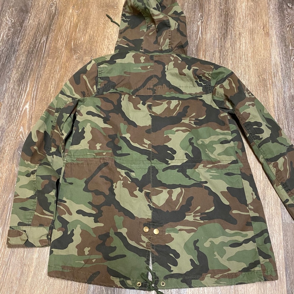 Charlotte Russe Camo Anorak Jacket - Picture 2 of 4